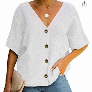 NWT Women’s button down short sleeve v neck